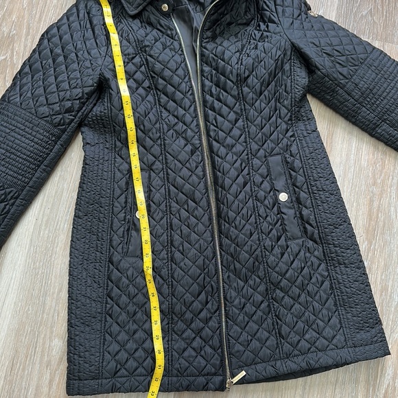 Authentic Michael Kors, Quilted Jacket - Picture 10 of 12